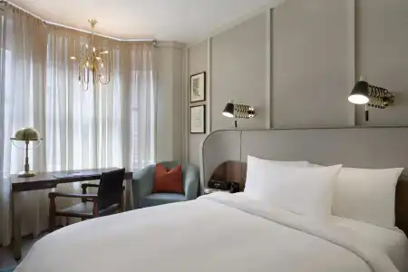 The Evelyn - 28