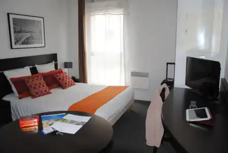 Nemea Appart Home Suite Nancy Centre - 4