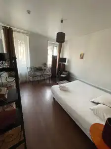 Authentic by Balladins, Hôtel le Carré d'Aix - 77
