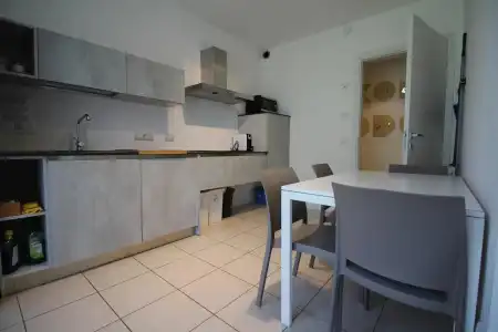Komodo Short Stay Apartments - 12