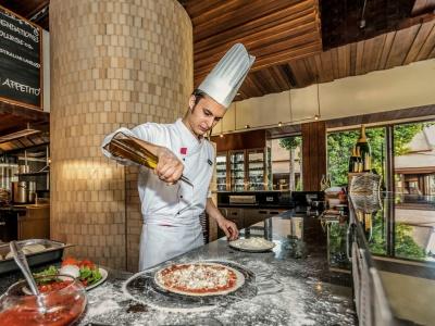 Pullman Phuket Arcadia Naithon Beach - 44