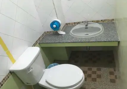 Zleep63 - Hostel - 9