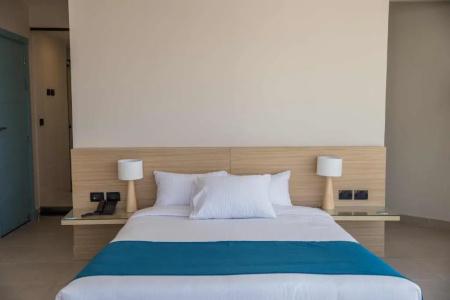 Redcon Suites - 124