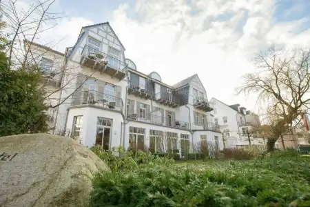 ApartKühlungsborn, Villa am Konzertgarten - 0