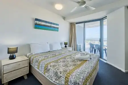 Centrepoint Holiday Apartments - 103