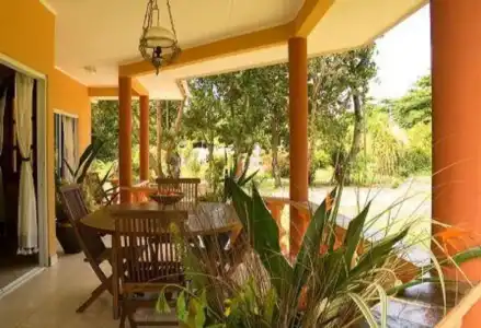Villas des Alizes Beachfront Suites and Garden Villas - 39
