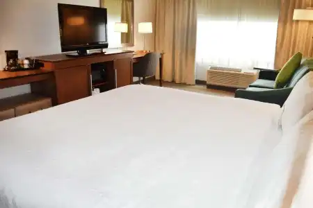 Hampton Inn & Suites By Hilton Calgary- University Northwest - 55