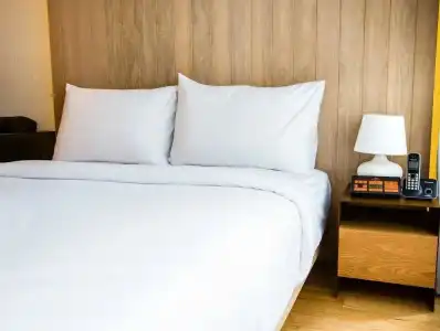 Balcony Seaside Sriracha & Serviced Apartments (SHA Extra Plus) - 293