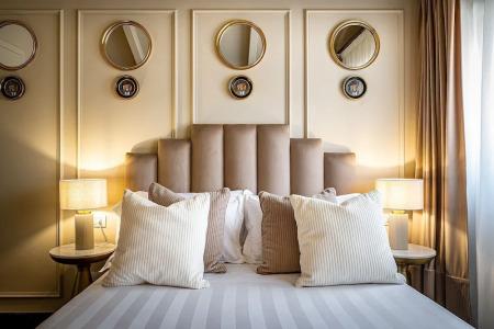 Ungherese Small Luxury - 165