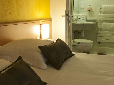 Hôtel le Grillon - 7