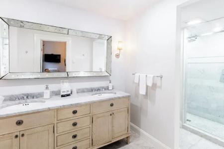 Serenity Inn Newport - 64