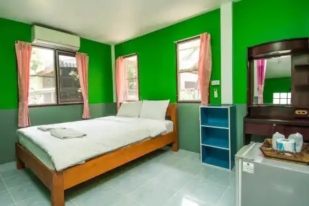 Sarm Mork Guesthouse - 40