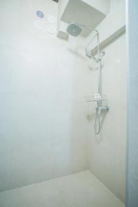 Garden Apartment - 25