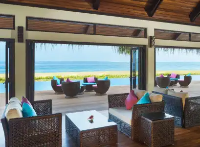 Sheraton Maldives Full Moon Resort & Spa - 6
