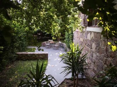 Olive Press & Apartments - 26