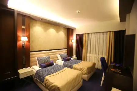 Prestige - 33