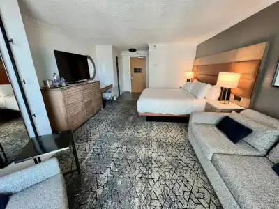 Sheraton Virginia Beach Oceanfront - 70