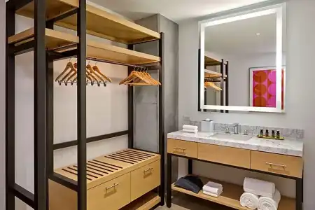 Canopy by Hilton Austin Downtown - 65