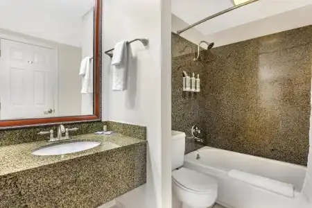 Best Western Pier Point Inn - 96