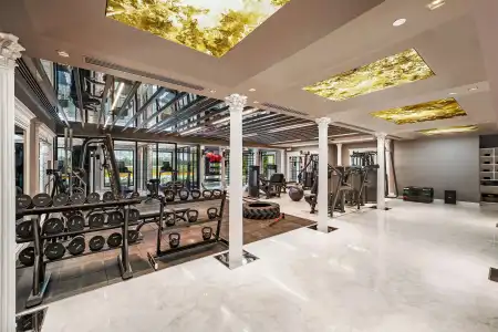 Radisson Blu & Suites GRT Chennai - 27