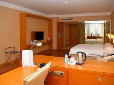 Ramada & Suites by Wyndham Izmir Kemalpasa - 34