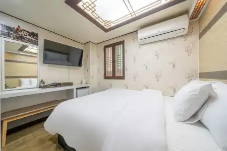 Kyoung Dong - 25