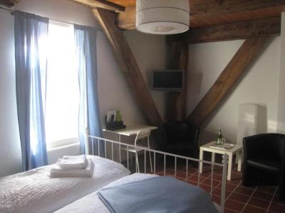 To`n Schlagboom - 75