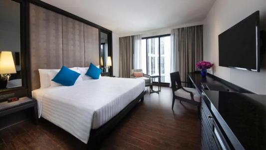 Mövenpick Sukhumvit 15 - 50