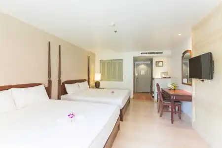 Phuket Orchid Resort and Spa - 3