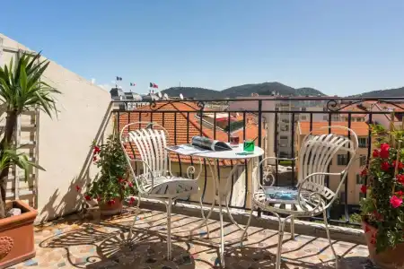 Hôtel Le Grimaldi by Happyculture - 17