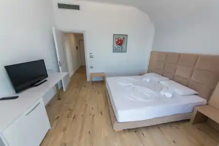 Saranda Palace - 58