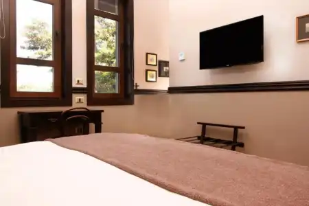 Boutique Castillo Rojo - 120