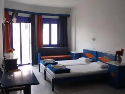 Leonidas Studios & Apartments - 44