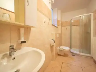 Apartment House Berghi - 9