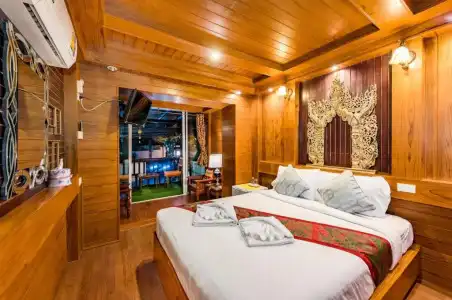 Baan Rachapuek - 38