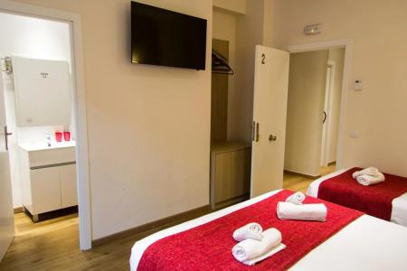 Hostal Barcelona Travel - 5