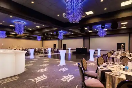 Holiday Inn Select North Dallas - 16