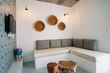 Mesanto Luxury Suites - 13