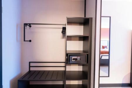 Holiday Inn - the niu, BLADE SOLINGEN by IHG - 19