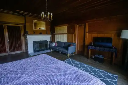 Living Light Inn - 77
