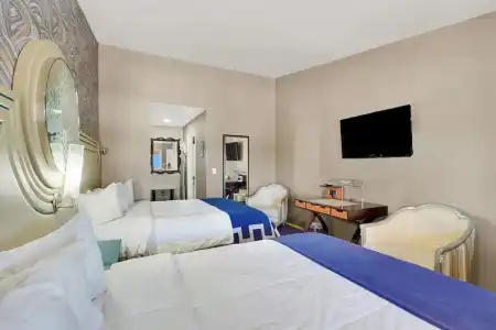 Crown Motel - 37