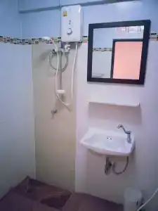 OYO 963 Sunshine Guesthouse - 7