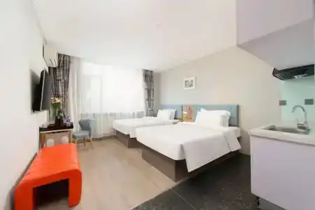 Brief Inn - 3