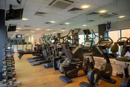 Novotel Cardiff Centre - 16