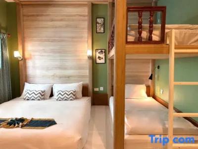 The Luna Hostel - 102