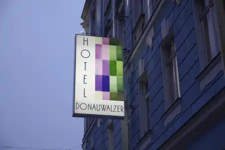 BoutiqueDonauwalzer - 36