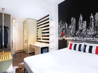 Ibis Styles Dubai Airport - 8