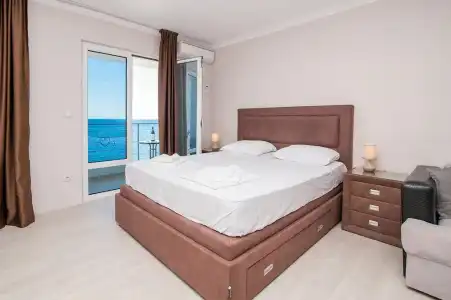 Open Sea Luxury Apartments - 23