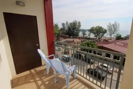 Paretto Seaview - 52