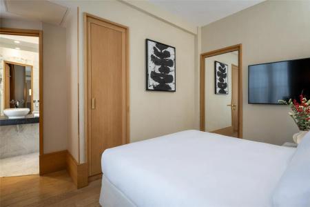 Le Belgrand Paris Champs Elysees, Tapestry by Hilton - 21